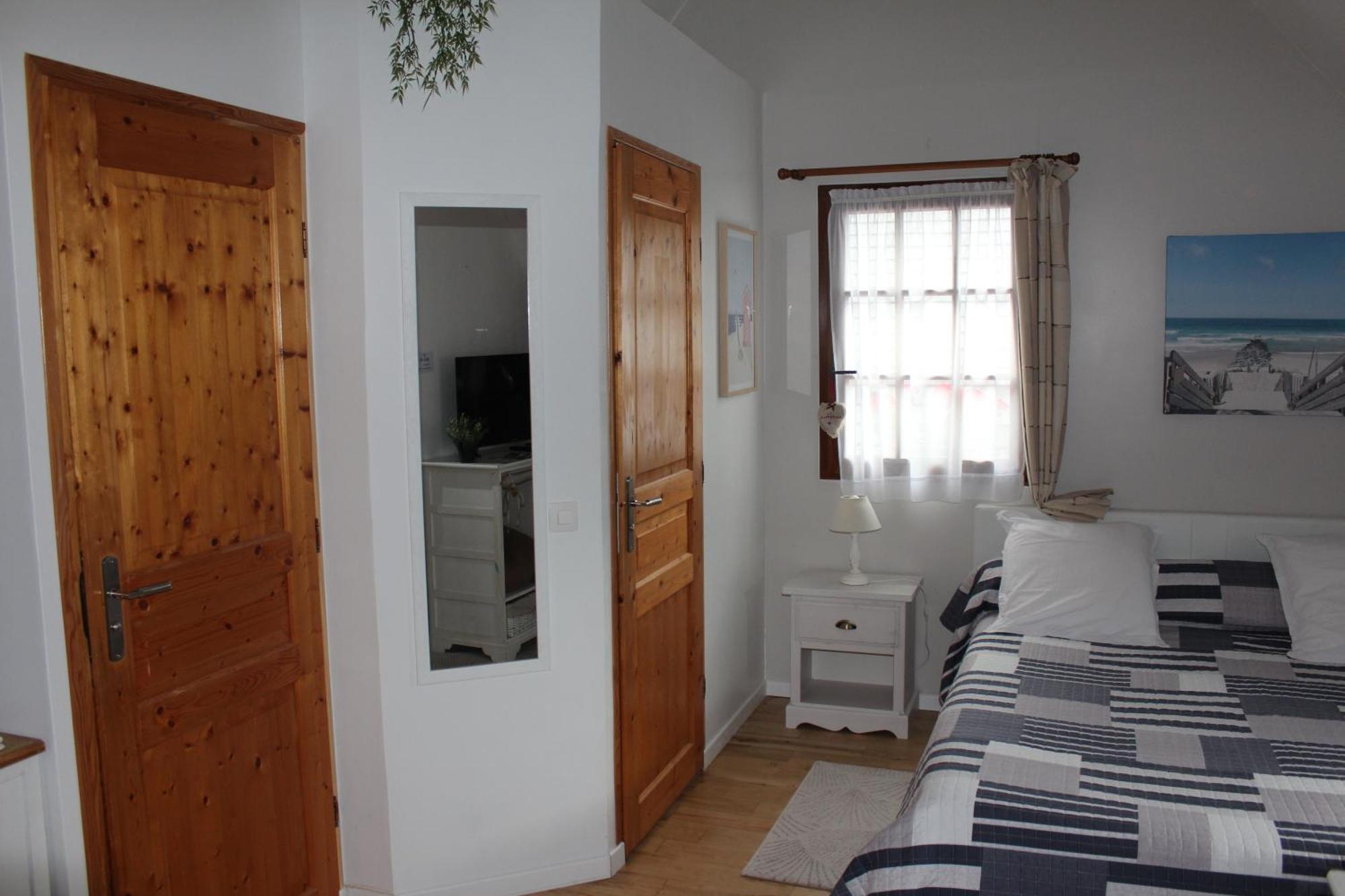 B&B Devalpierre Adult Only Glanville 외부 사진